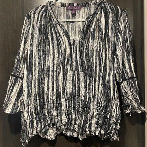 Gloria Vanderbilt Black and White Long Sleeve Blouse